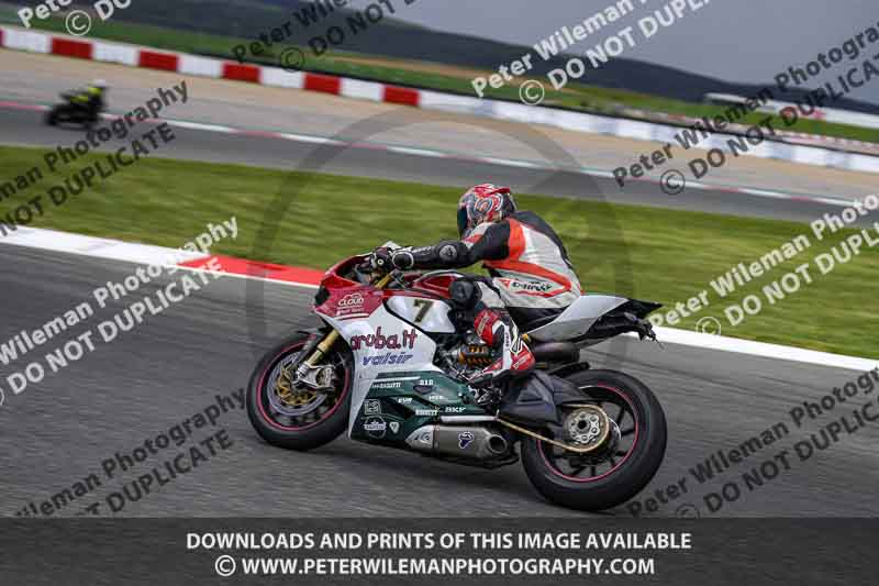 cadwell no limits trackday;cadwell park;cadwell park photographs;cadwell trackday photographs;enduro digital images;event digital images;eventdigitalimages;navarra;no limits trackdays;peter wileman photography;racing digital images;trackday digital images;trackday photos
